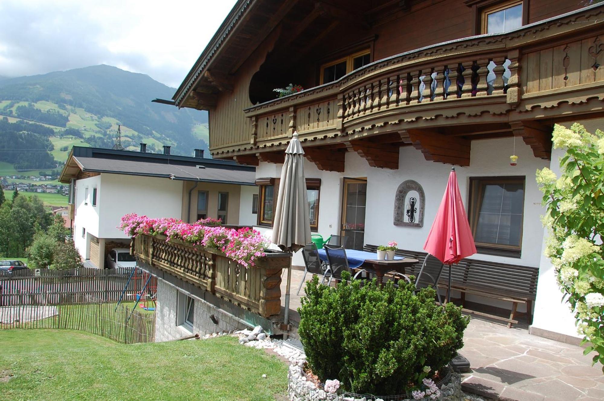 הוילה Haus Hart Im Zillertal 6 Personen מראה חיצוני תמונה