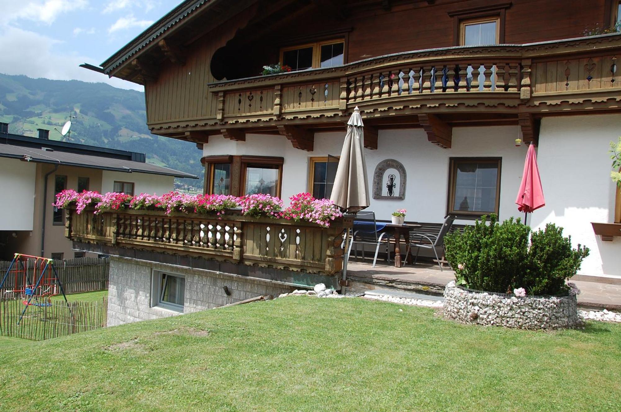 הוילה Haus Hart Im Zillertal 6 Personen מראה חיצוני תמונה
