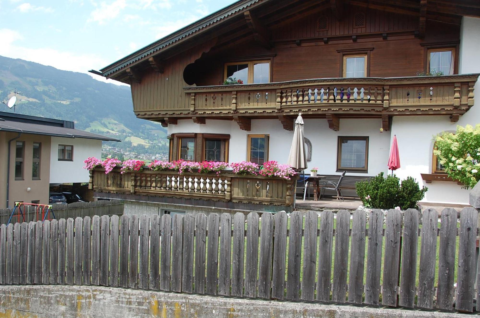 הוילה Haus Hart Im Zillertal 6 Personen מראה חיצוני תמונה
